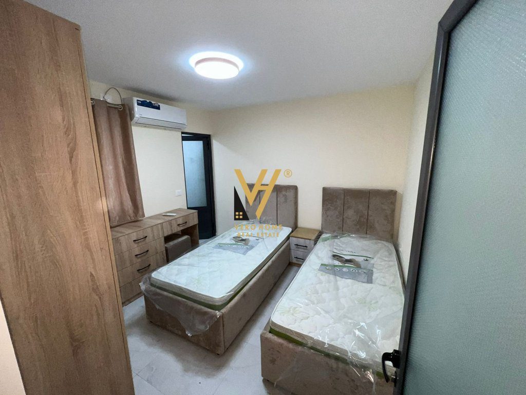JEPET APARTAMENT 1+1 ME QIRA TE SHKOLLA E BASHKUAR 40.000 LEKE 2