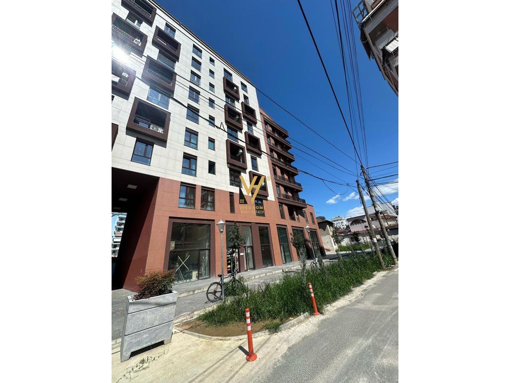 JEPET APARTAMENT 2+1+BLK ME QERA TE MYSLYM SHYRI 1.500 EURO