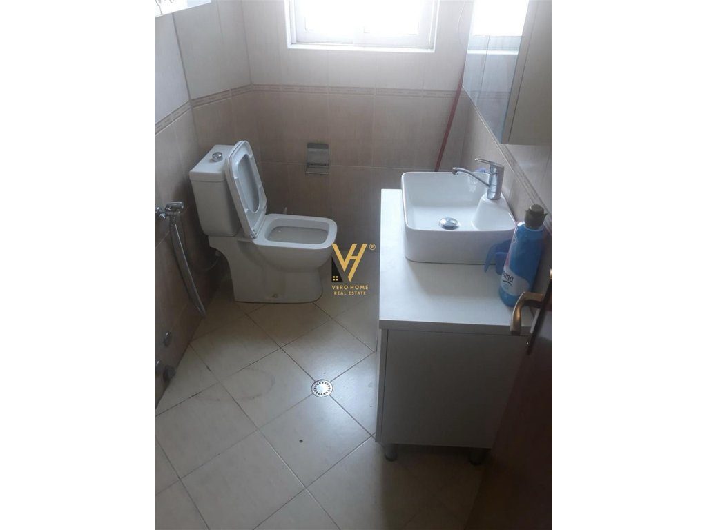 JEPET APARTAMENT 2+1+BLK ME QERA NE BRRYL 500 EURO 3