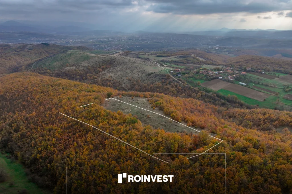 Parcelë në shitje!