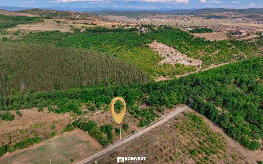 Parcelë në shitje! 4