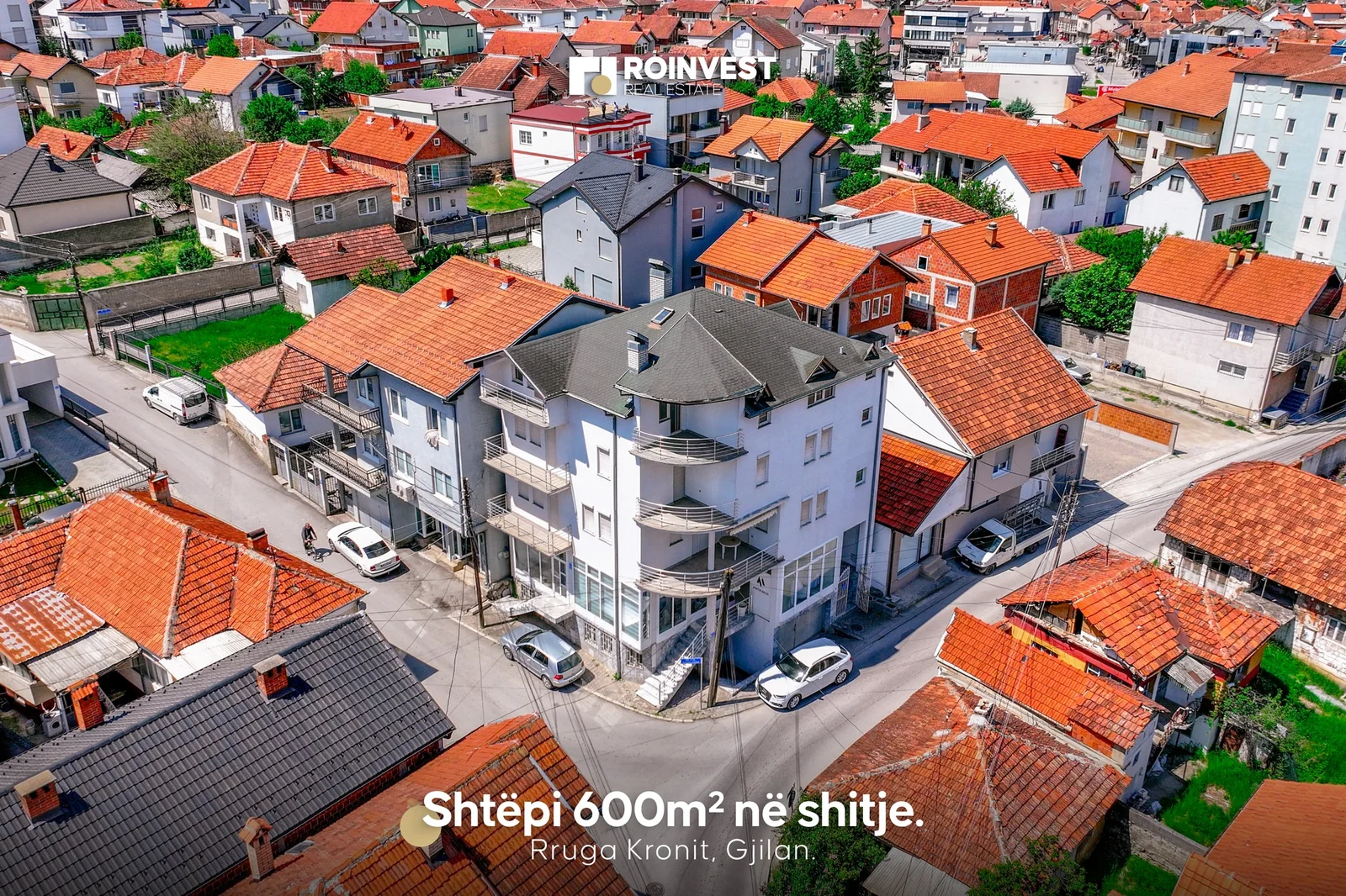 Shtëpi në shitje!