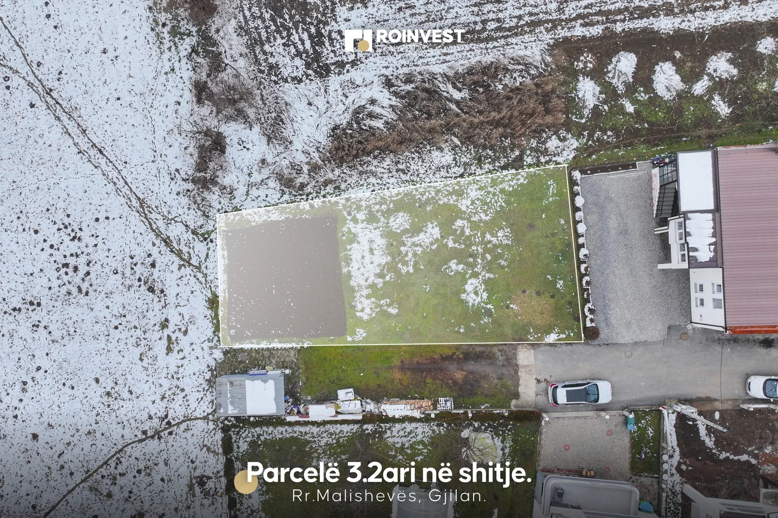 Parcelë në shitje!