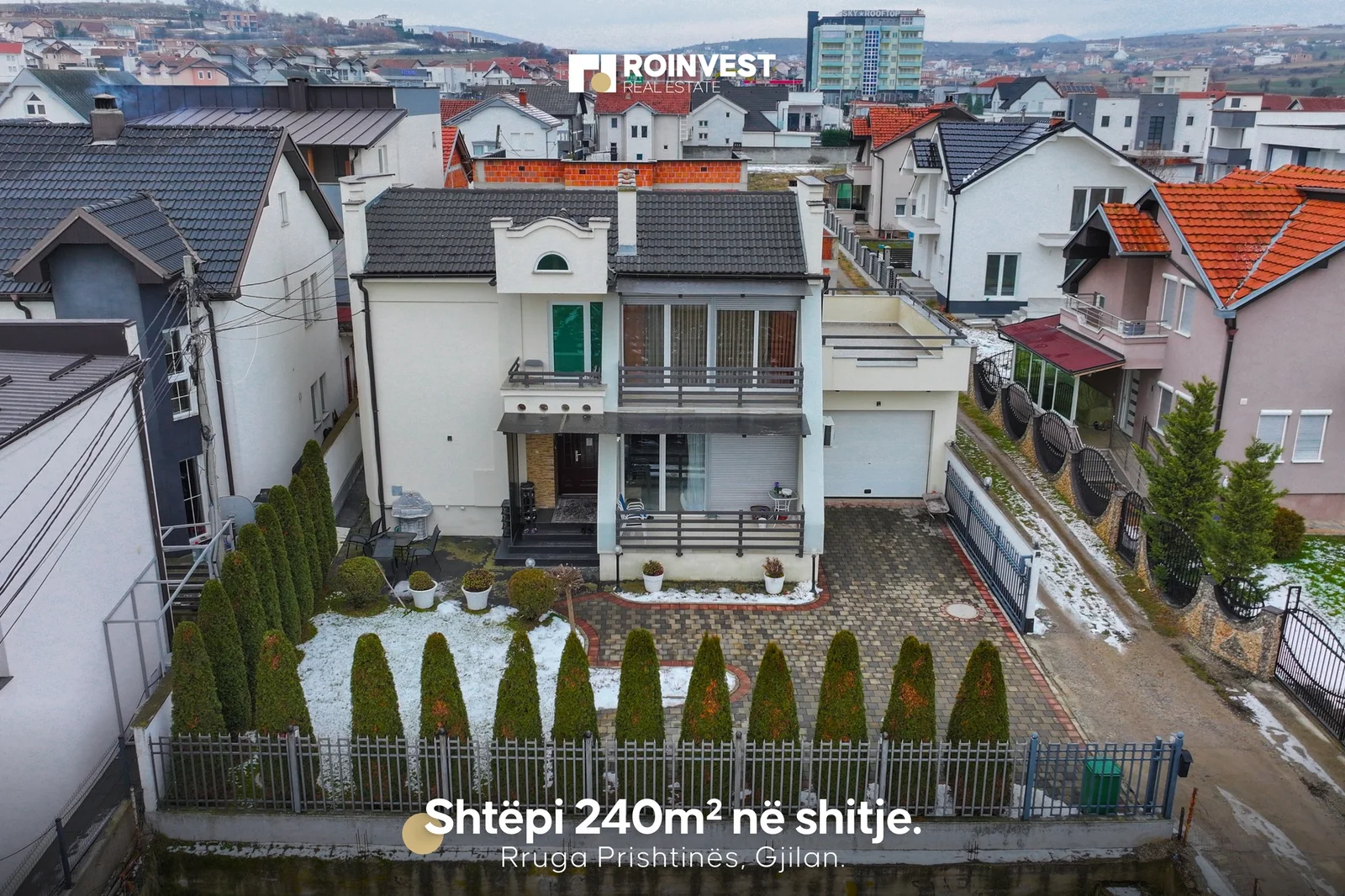 Shtëpi në shitje!