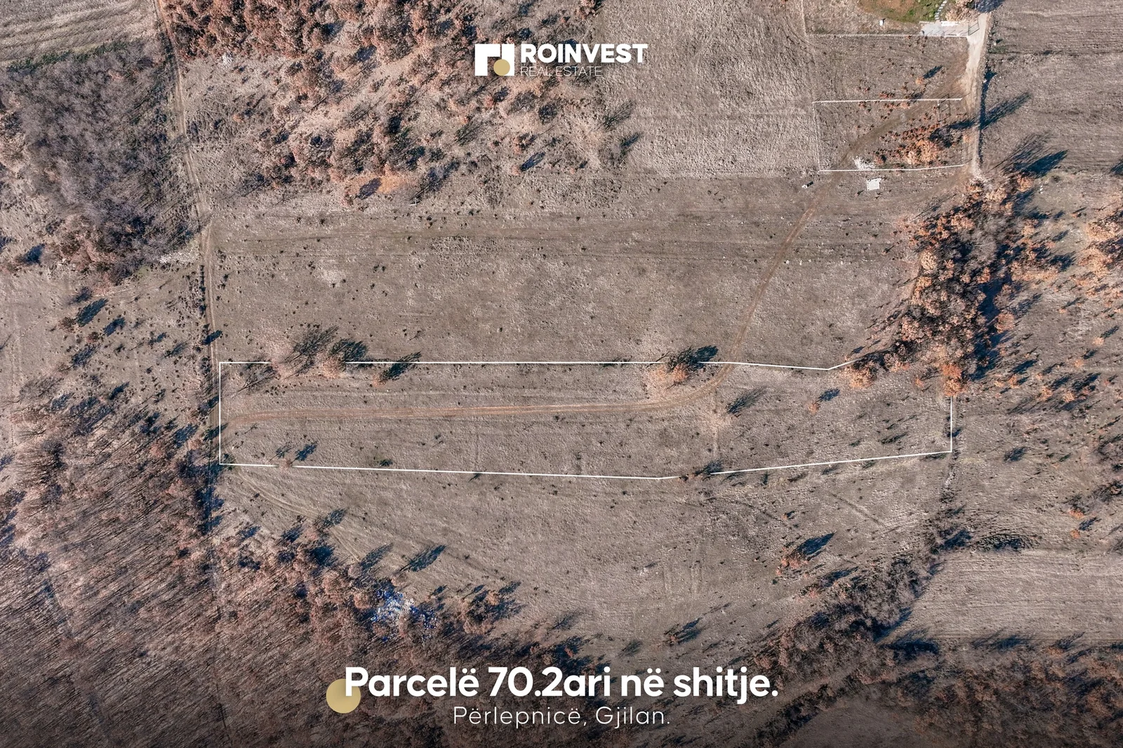 Parcelë në shitje!