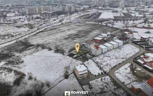 Parcelë në shitje! 4