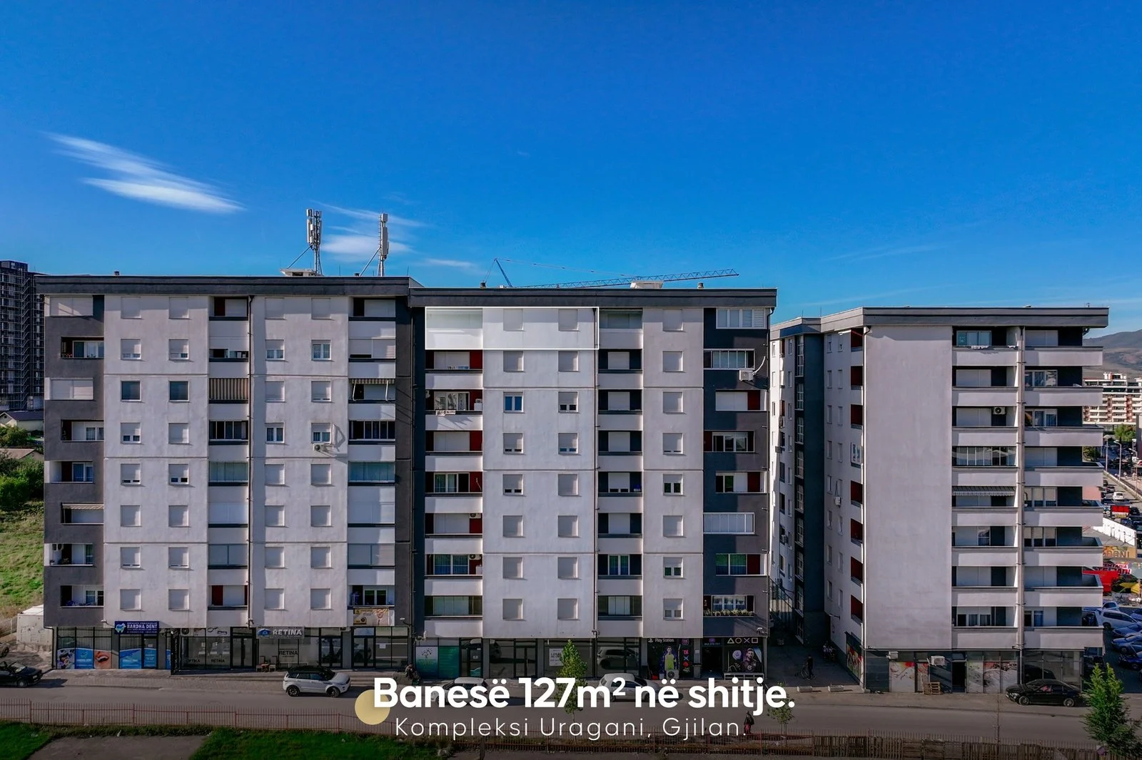 Parcelë në shitje!