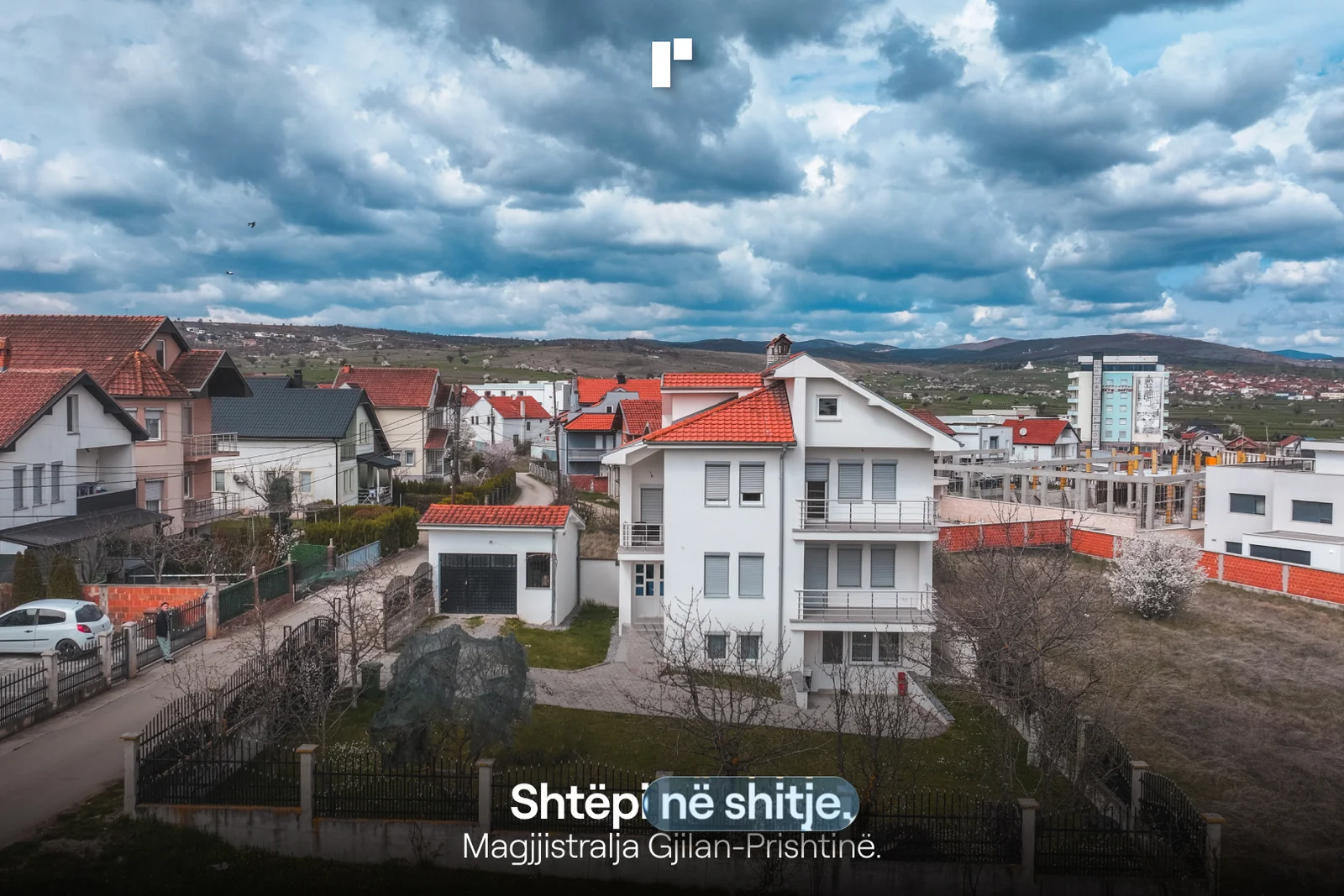 Shtëpi në shitje!