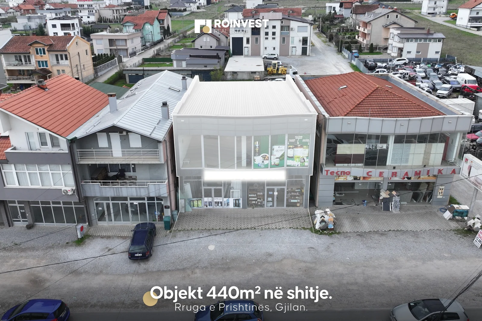 Shitet objekti 440m² e ndërtuar në 4.9 ari parcelë!