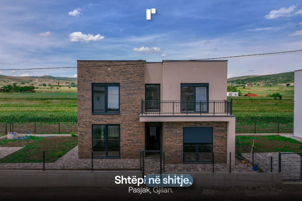 Shtëpi në shitje!
