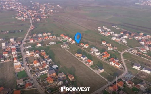 Parcelë në shitje! 4