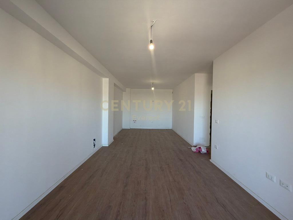 AURA LAPRAKE COMPLEX, FOR RENT 2+1+2 APARTMENT! 3