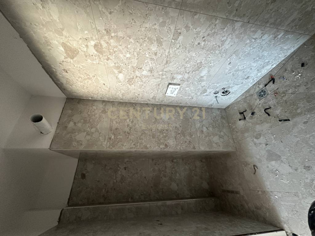 5 MAY STREET, SELLING APARTMENT 2+1+2 2