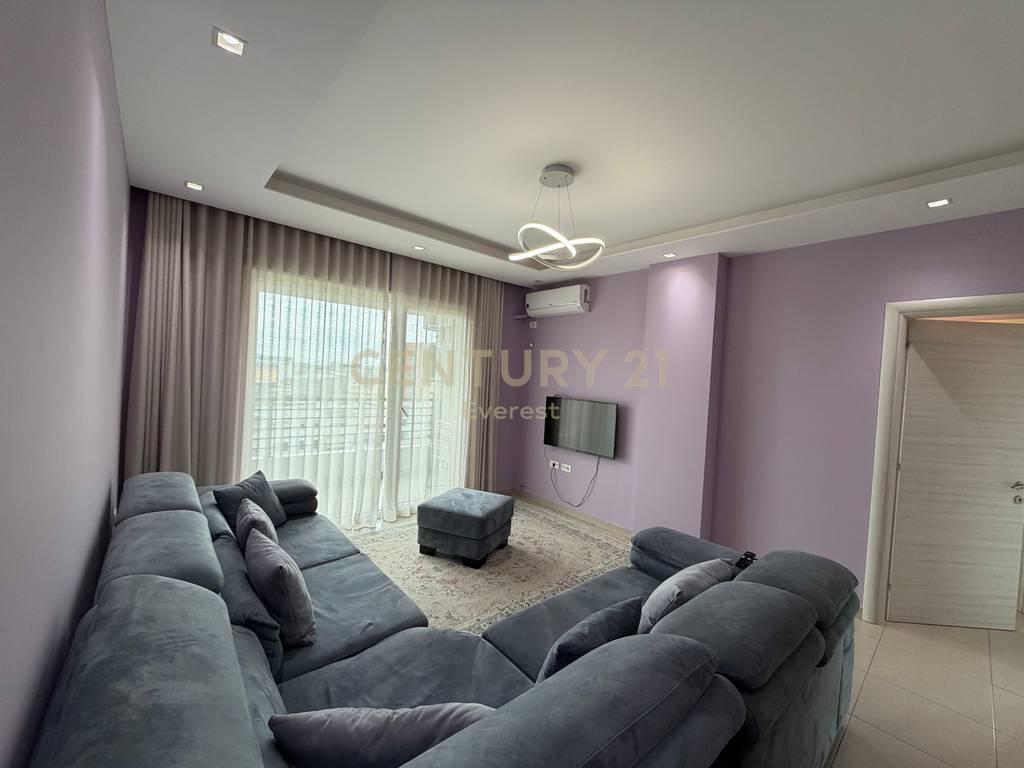 ISH RESTORANT DURRESI - 2+1+2 APARTMENT FOR SALE 2