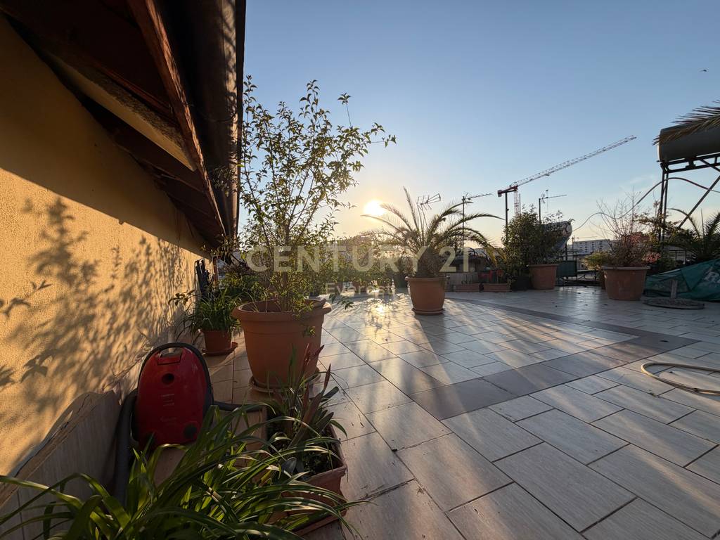 21 DHJETORI, 3+1 DUPLEX FOR RENT