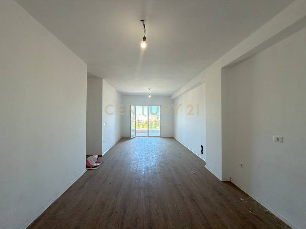 AURA LAPRAKE COMPLEX, FOR RENT 2+1+2 APARTMENT! 2