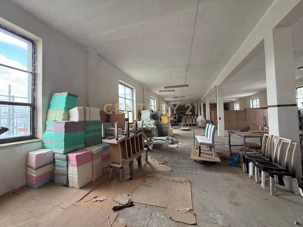 MISTO MAME, WAREHOUSE FOR RENT 4