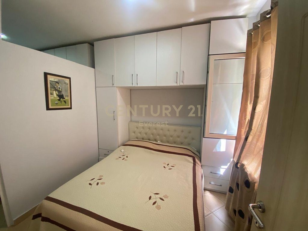 FRESKU RESTAURANT, SELLING 2+1 APARTMENT WITH VERANDA 4