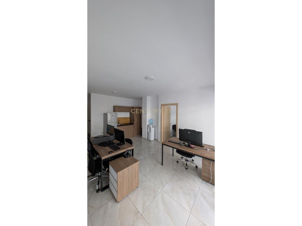 ZOGU I ZI, OFFICE FOR RENT 4