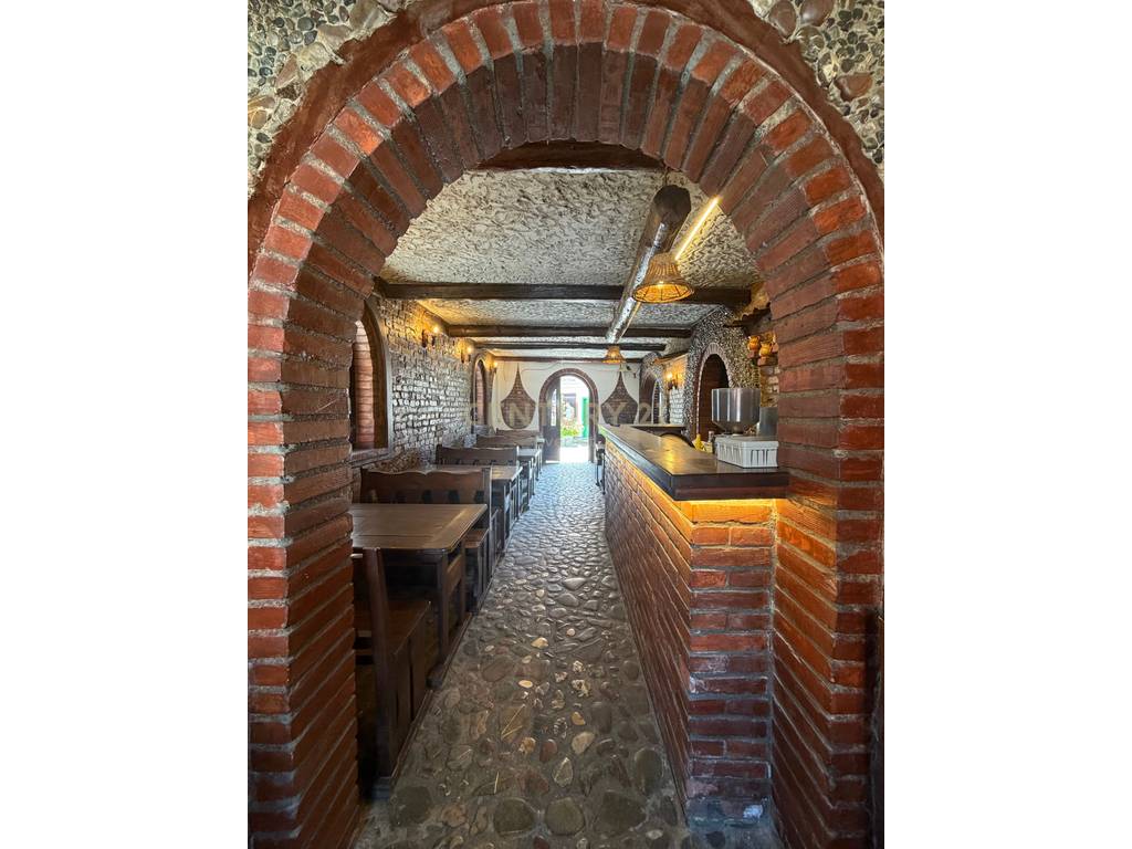 LAPRAKE, BAR-RESTAURANT FOR RENT 4
