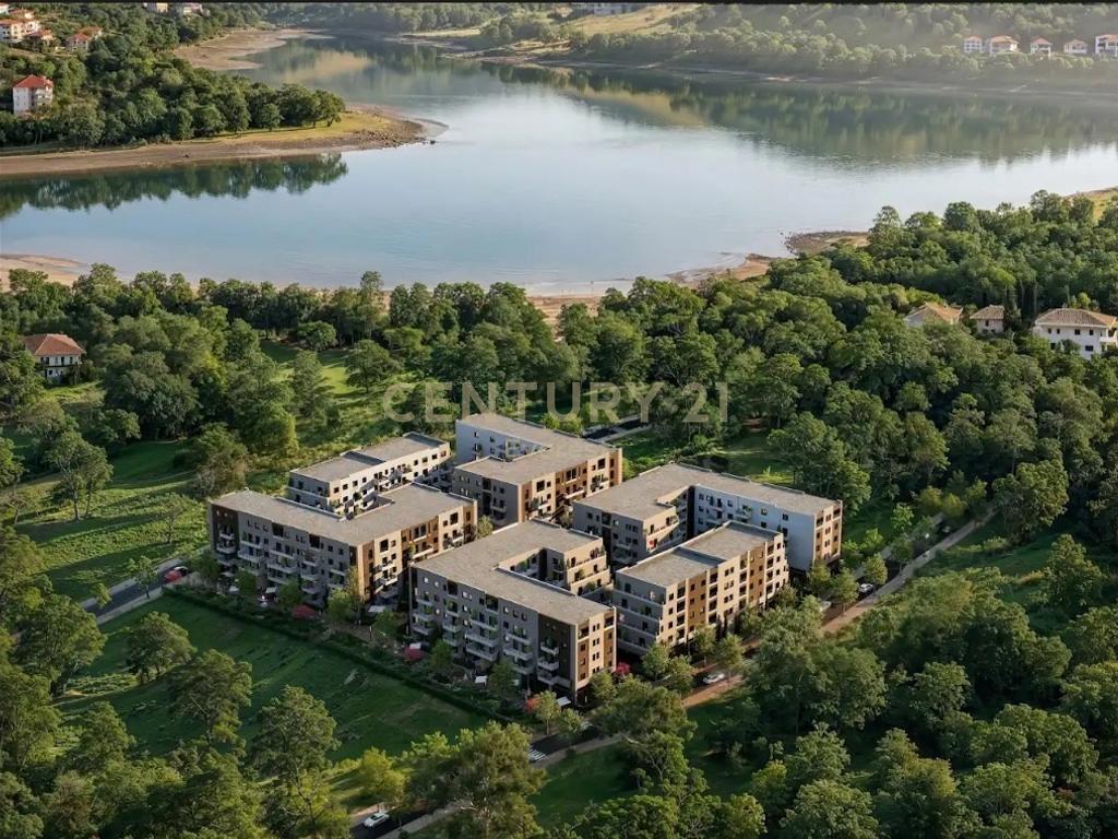 Lake Paskuqan, Apartment 1+1 for Sale!