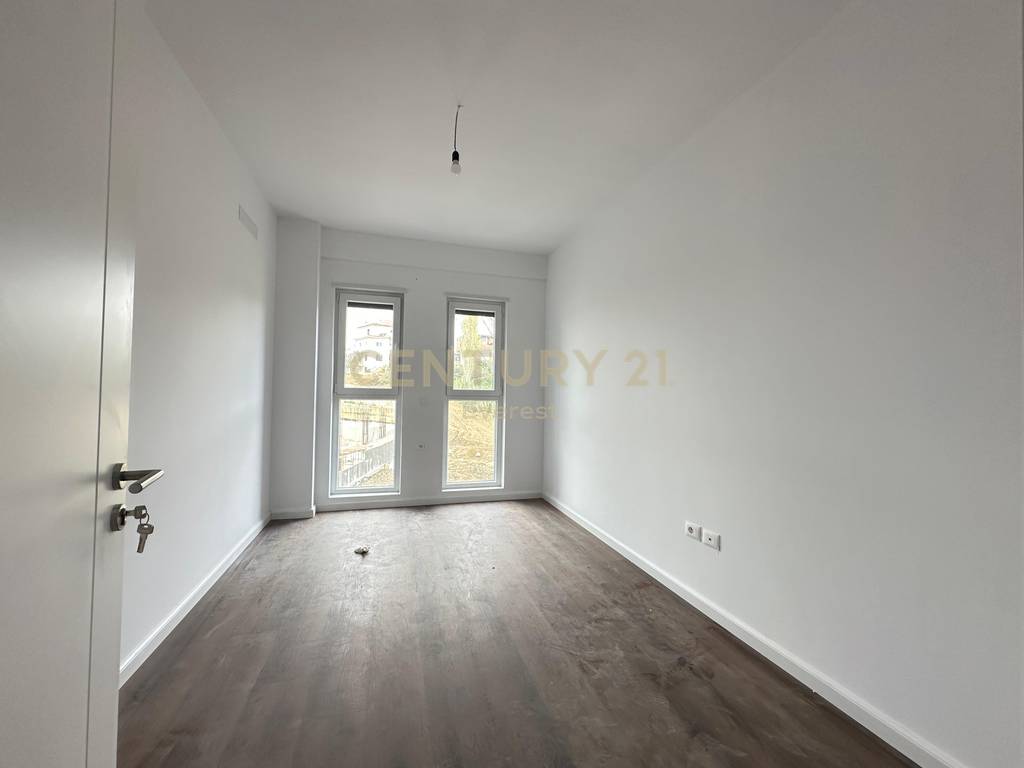 Paskuqan, Shesim apartament 2+1+2 2