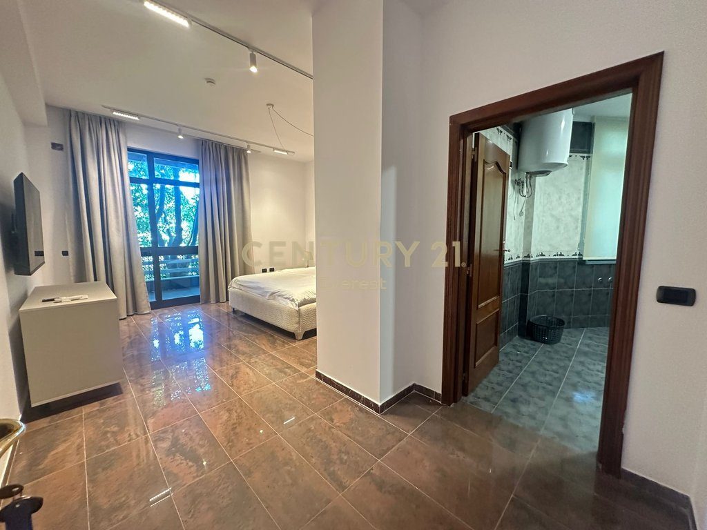 ELBASAN STREET, UNIQUE VILLA FOR RENT