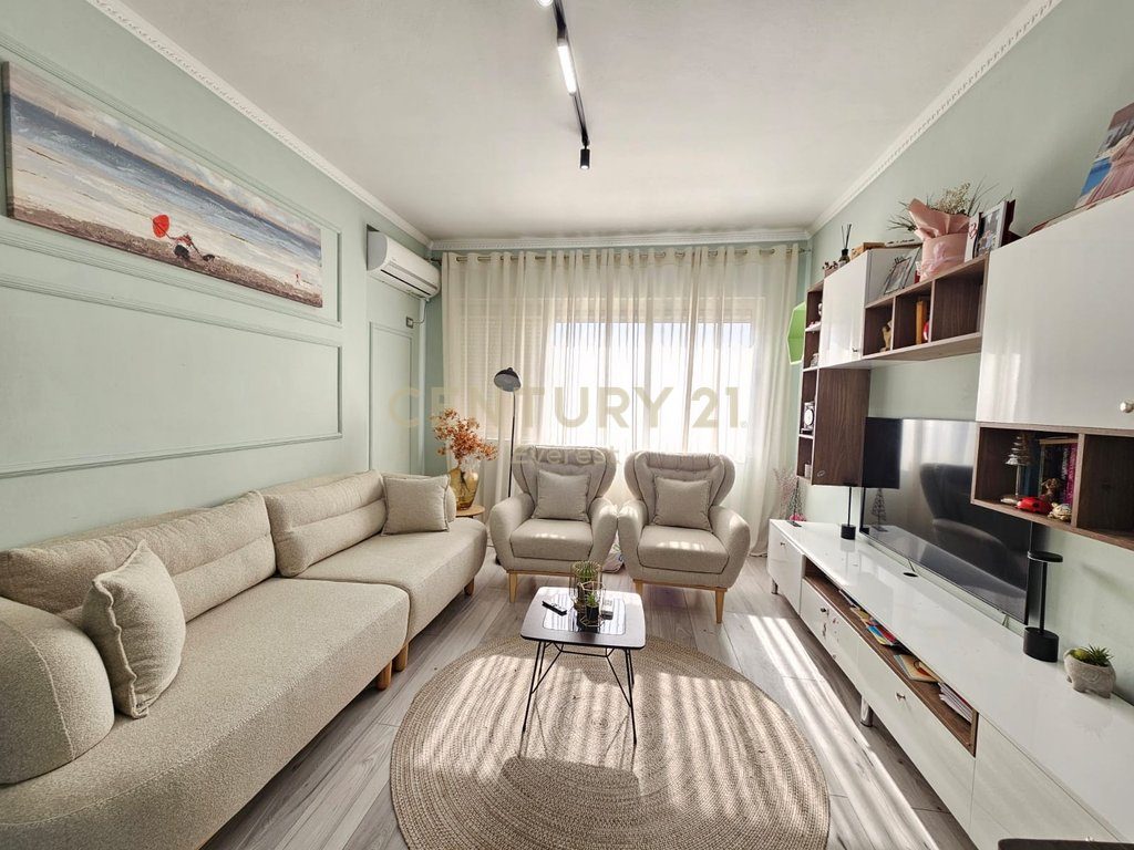 YZBERISHT, APARTMENT 2+1+2+PARKING FOR RENT