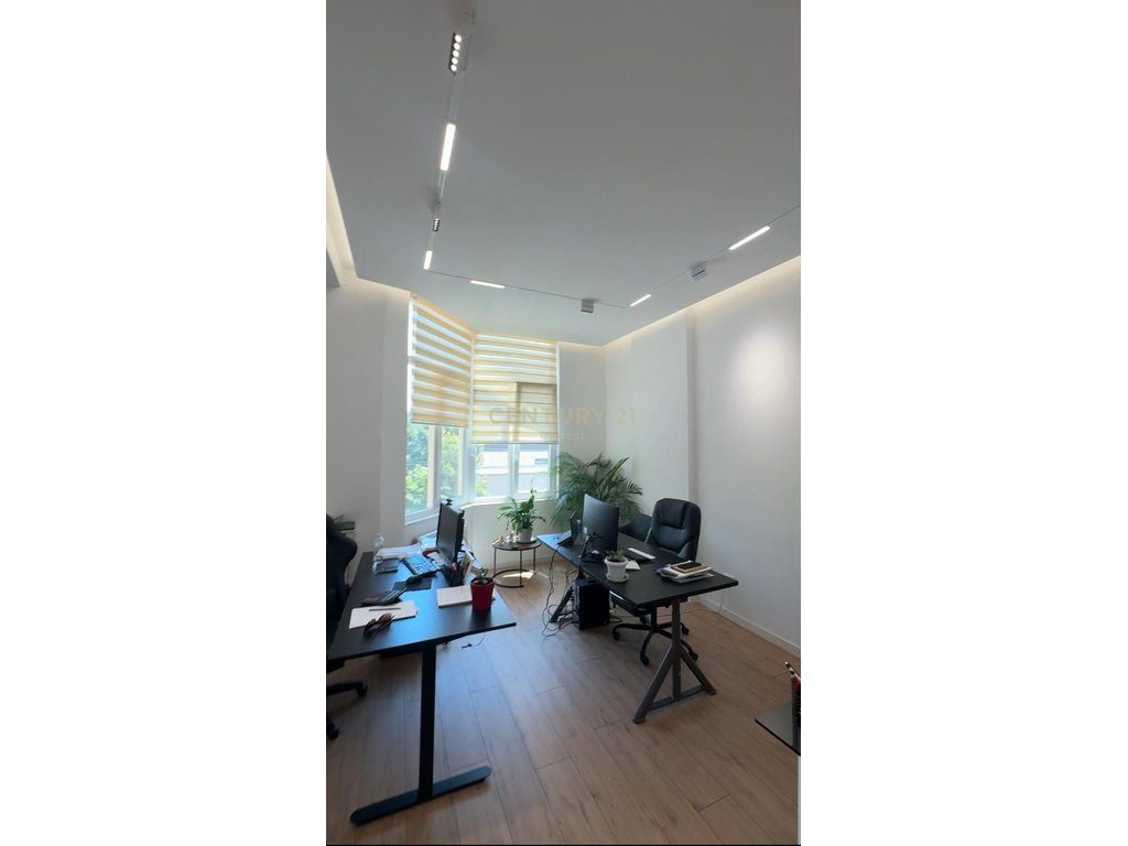 NEAR SQUARE 21, STUDIO APARTMENT FOR SALE!