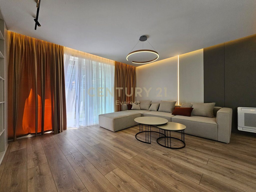 RESIDENCE KODRA E DIELLIT 1, 3+1 APARTMENT + PARKING SPACE FOR RENT