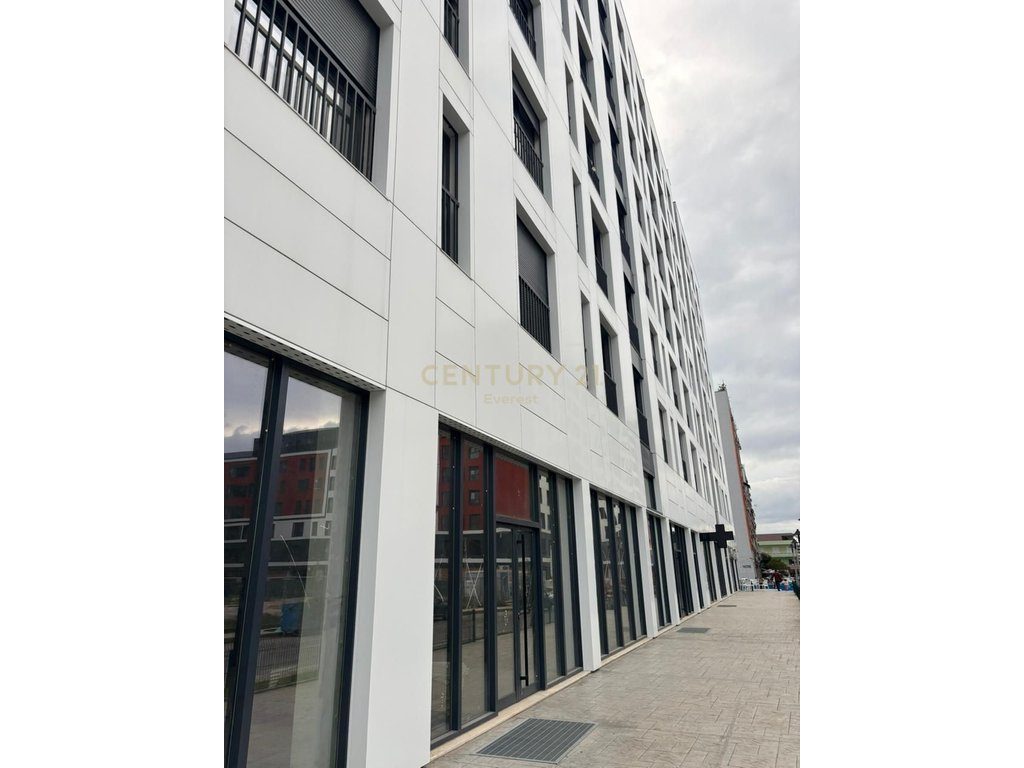 NEW BOULEVARD, COMMERCIAL SPACE FOR SALE 1