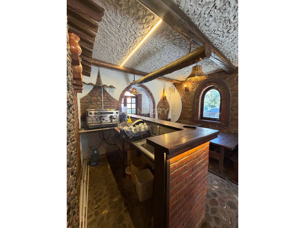 LAPRAKE, BAR-RESTAURANT FOR RENT 3