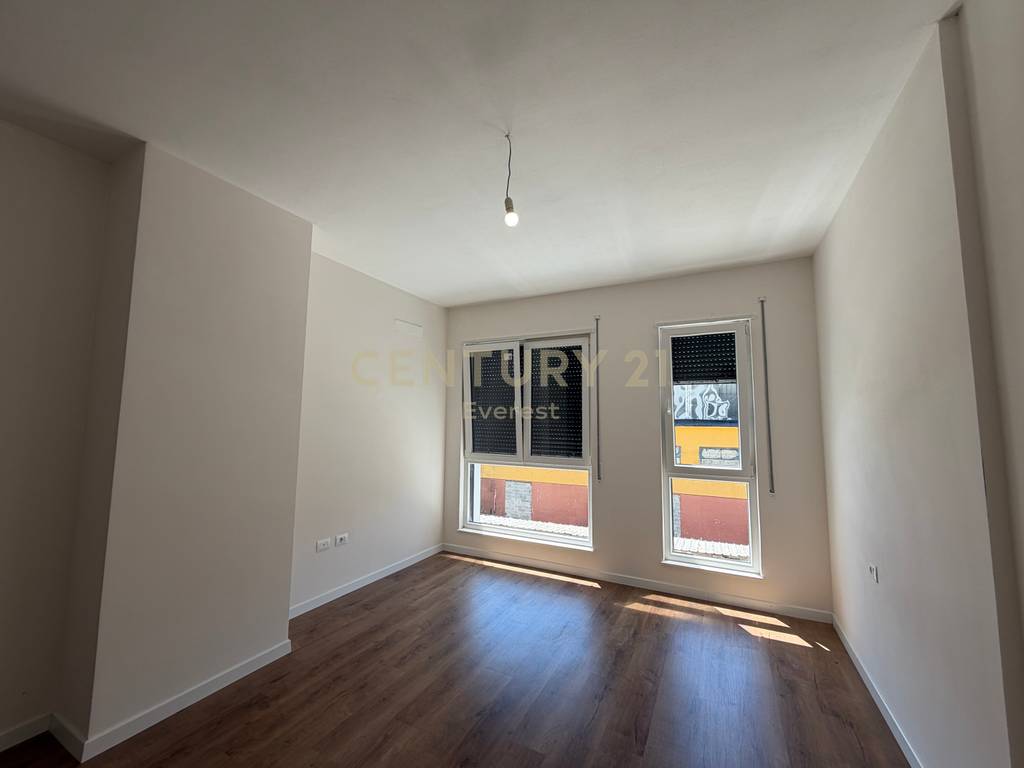 MAY 5, OFFICE SPACE FOR RENT AVAILABLE 2