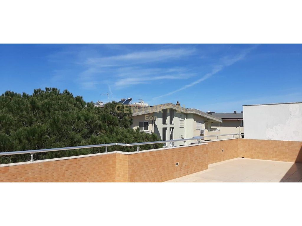 Apartament 2+1 Për Shitje në Golem, Durrës !! 3