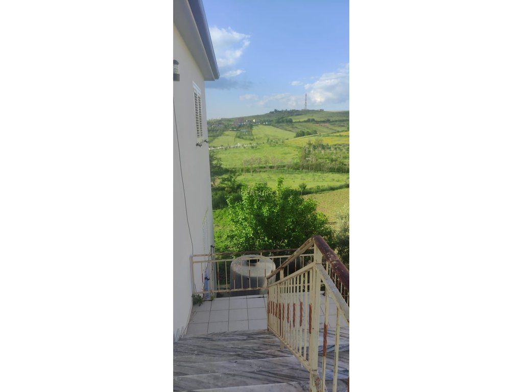 SHITET SHTEPI PRIVATE NE SHIJAK ( DURRES ) !!