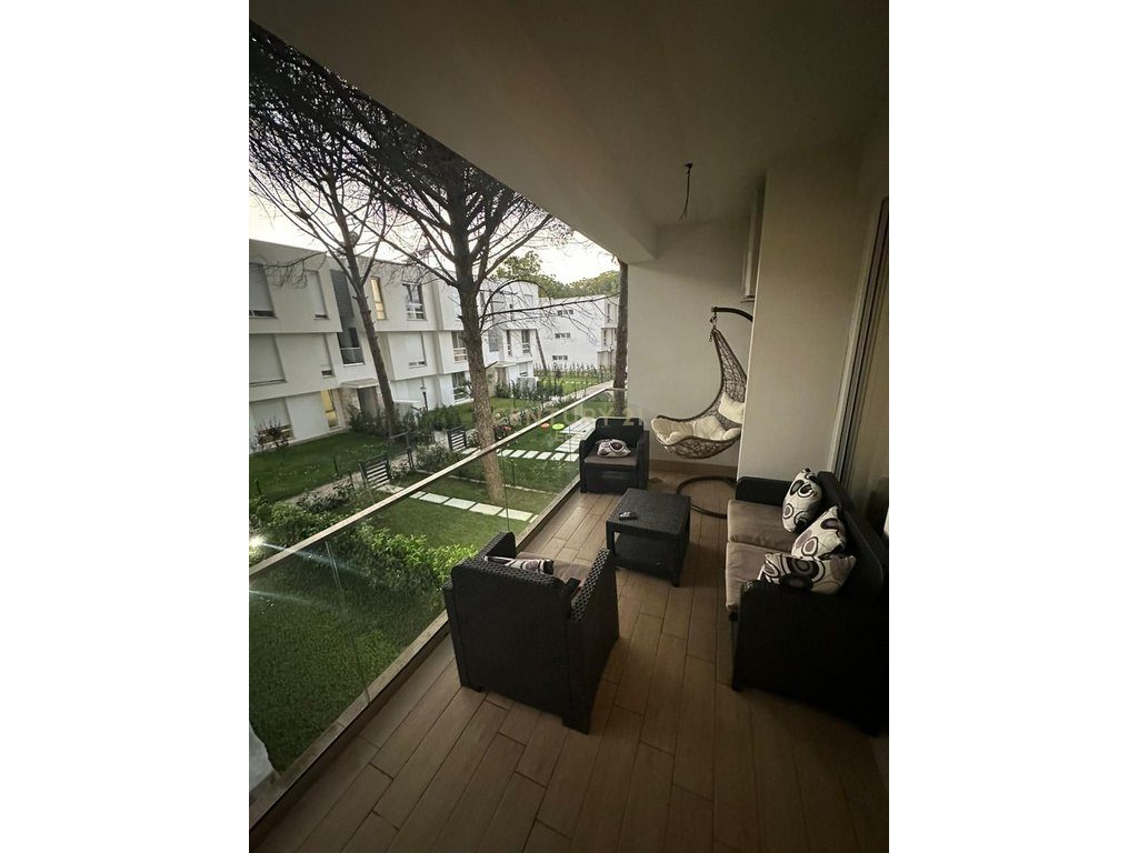 JEPET APARTAMENT ME QIRA DITORE NE SAN PIETRO! 3