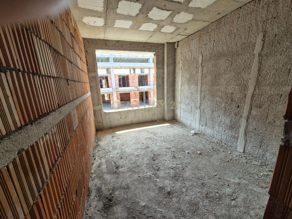 SHITET APARTAMENT 2+1 NE QERRET NE REZIDENCEN PALM PARADISE ! 2