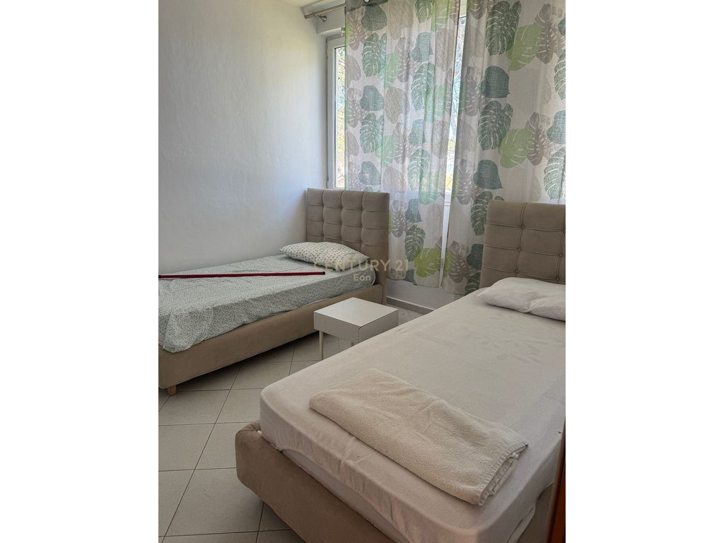 Shitet apartament 2+1 tek Rezidenca MAREA, Qerret ! 3