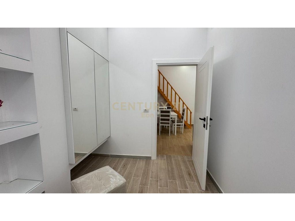 DUPLEX KATI 0, PAMJE DETI NE SHKEMBIN E KAVAJES ! 4