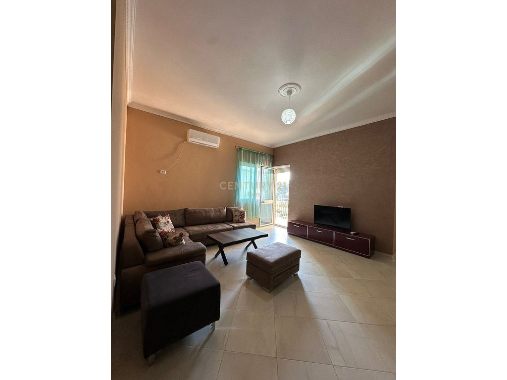 JEPET ME QERA APARTAMENTI 2+1 TEK SHKEMBI KAVAJES! 4