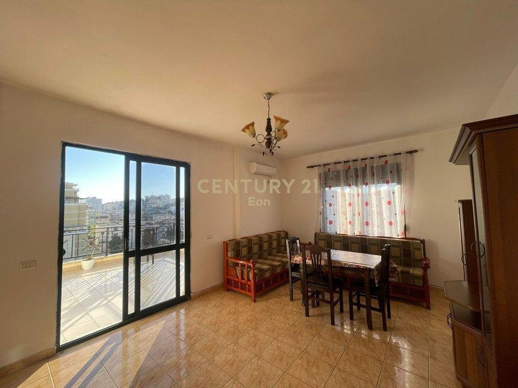 Apartament 1+1 + Verande me Qira në Lagja nr.6, Durrës ! 4