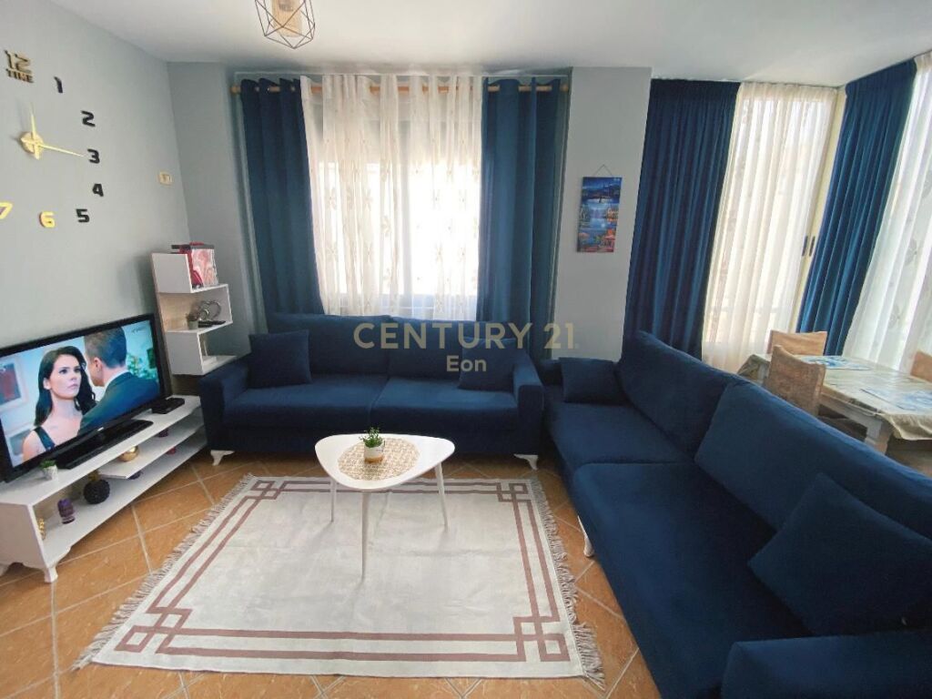APARTAMENT 1+1 PER SHITJE NE GOLEM PRANE GRAND BLUE FAFA NE DURRES! 2