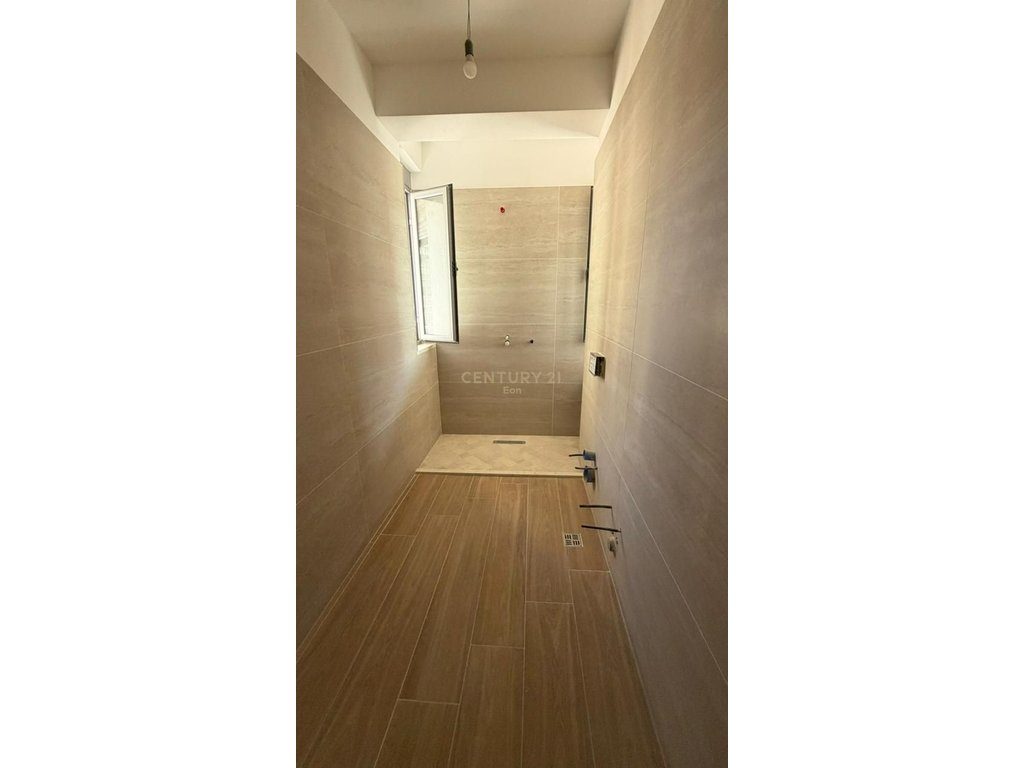 APARTAMENT 1+1 PER SHITJE NE GOLEM ! 2