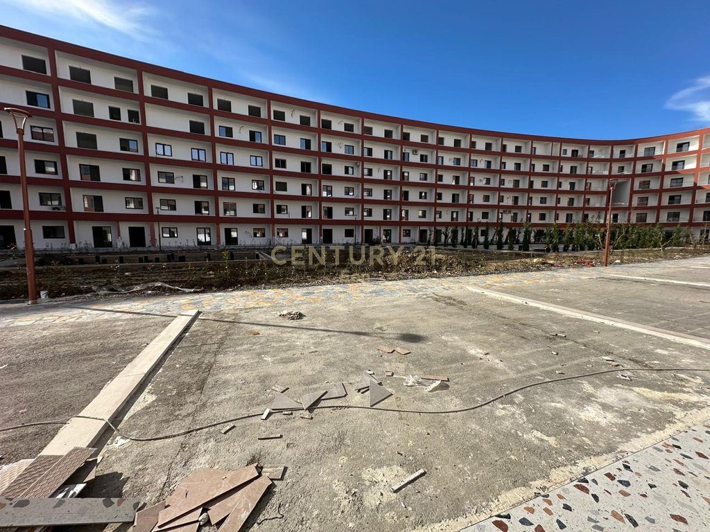 SHITET APARTAMENT 1+1 ME OBORR NE REZIDENCEN EON GOLEM! 4