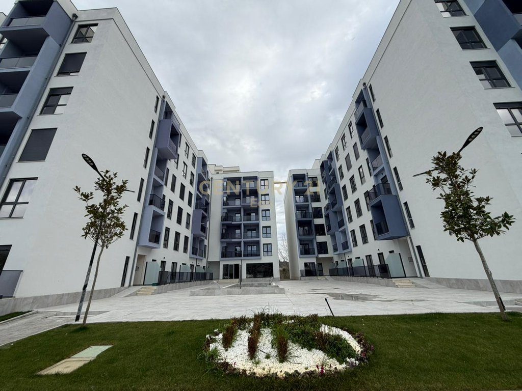 APARTAMENT 1+1 PER SHITJE TEK "ADRIATIK GARDEN" NE GOLEM! 3