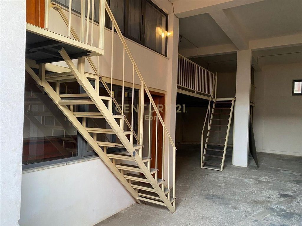 Magazinë Me Qira në Shkozet, Durrës ! 4