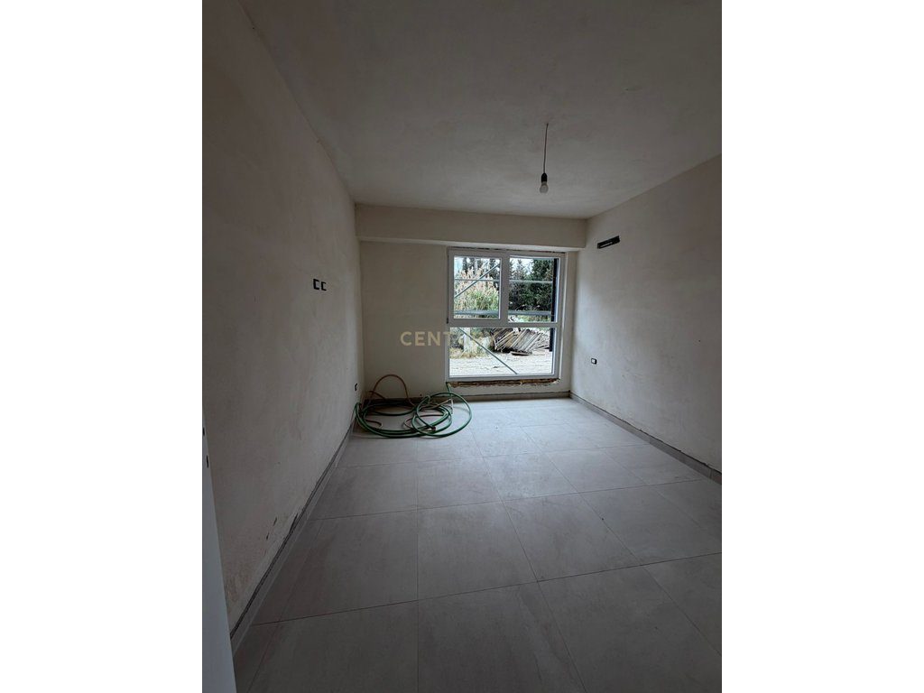SHITET APARTAMENT 2+1 MONTEVIDEO RESIDENCE TE MALI ROBIT!