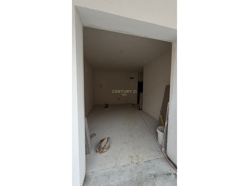 SHITET APARTAMENT 1+1 ME OBORR, TEK REZIDENCA EON NE GOLEM ! 4