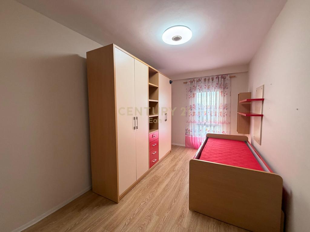 Qera, Apartament 2+1+2, prane UKD, Durres ! 4