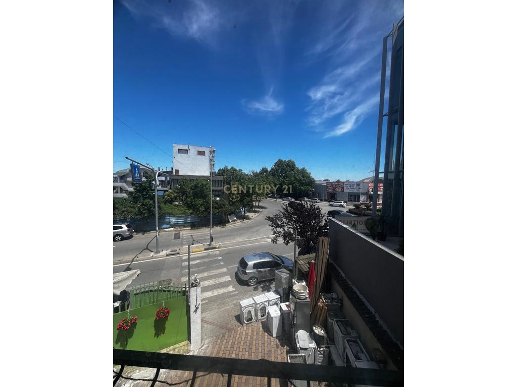 Apartament 2+1 Për Shitje në Lagjien 16, Durrës !